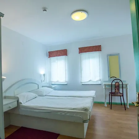 And Vitomir Apartment *