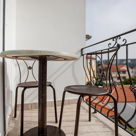Apartment And Vitomir