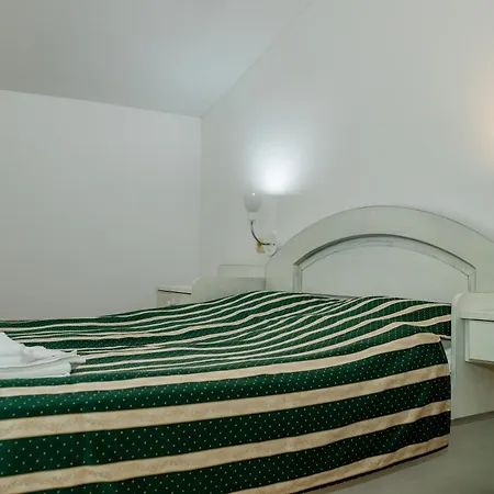 And Vitomir Apartment *