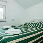 And Vitomir Appartement *